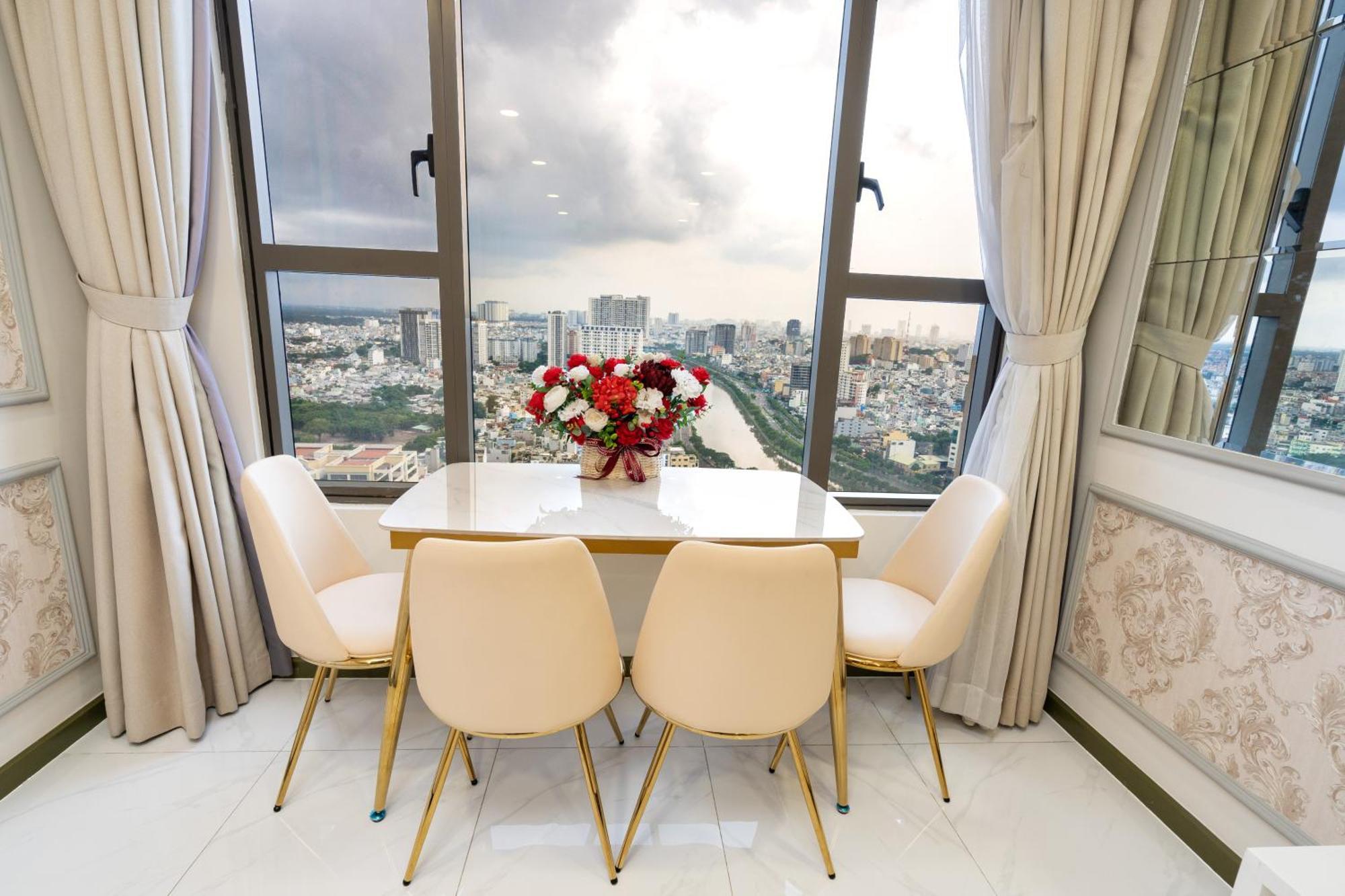 Saigon Cbd Apartment - Infinity Pool Хошимин Экстерьер фото